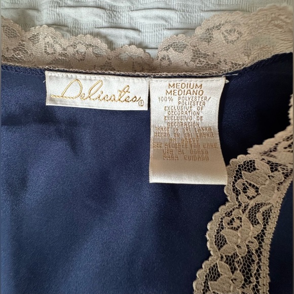 Vintage Delicates Lingerie Women - Picture 8 of 10